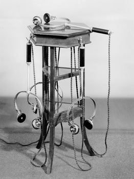 electrophone-receivers-with-stand-1.15